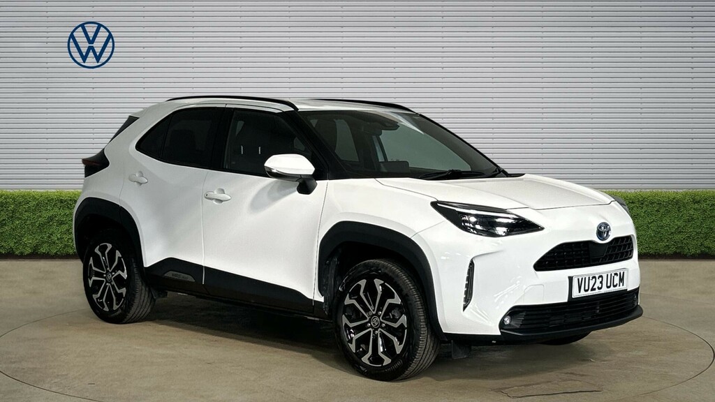 Toyota Yaris Cross Design White