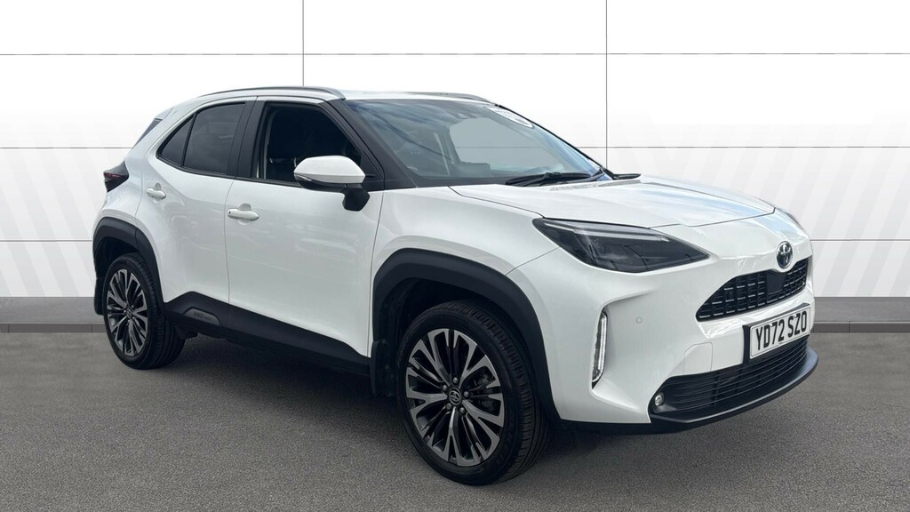 Toyota Yaris Cross Excel White
