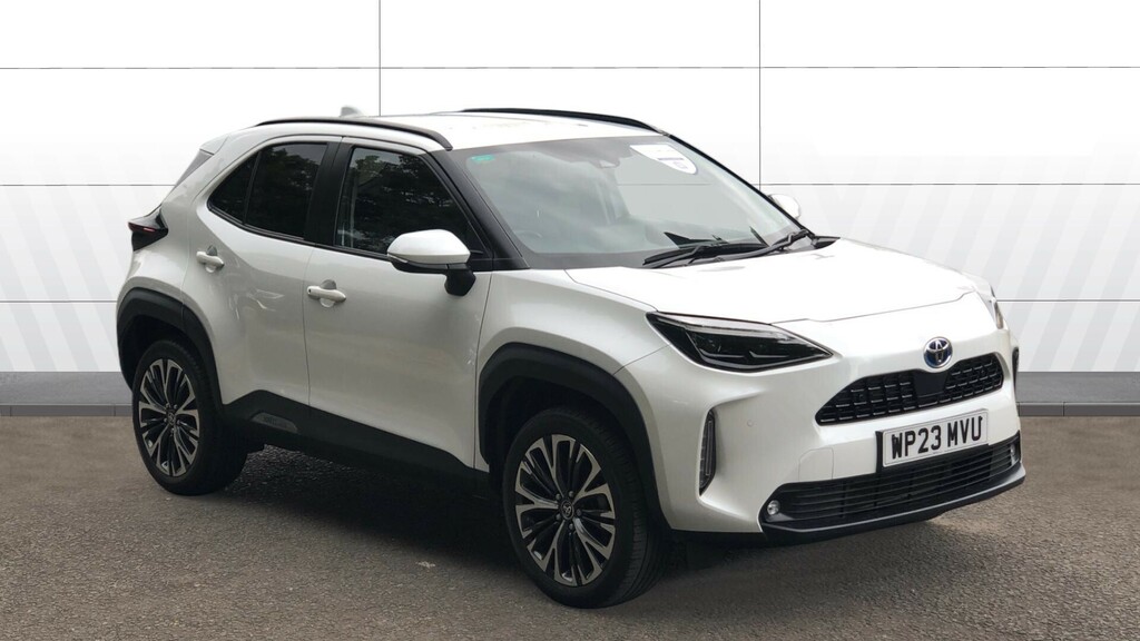 Toyota Yaris Cross Excel White