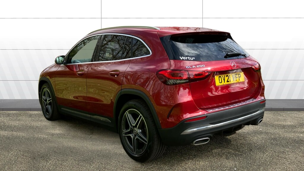 Mercedes-Benz GLA Class Amg Line OV21VFP Red #2