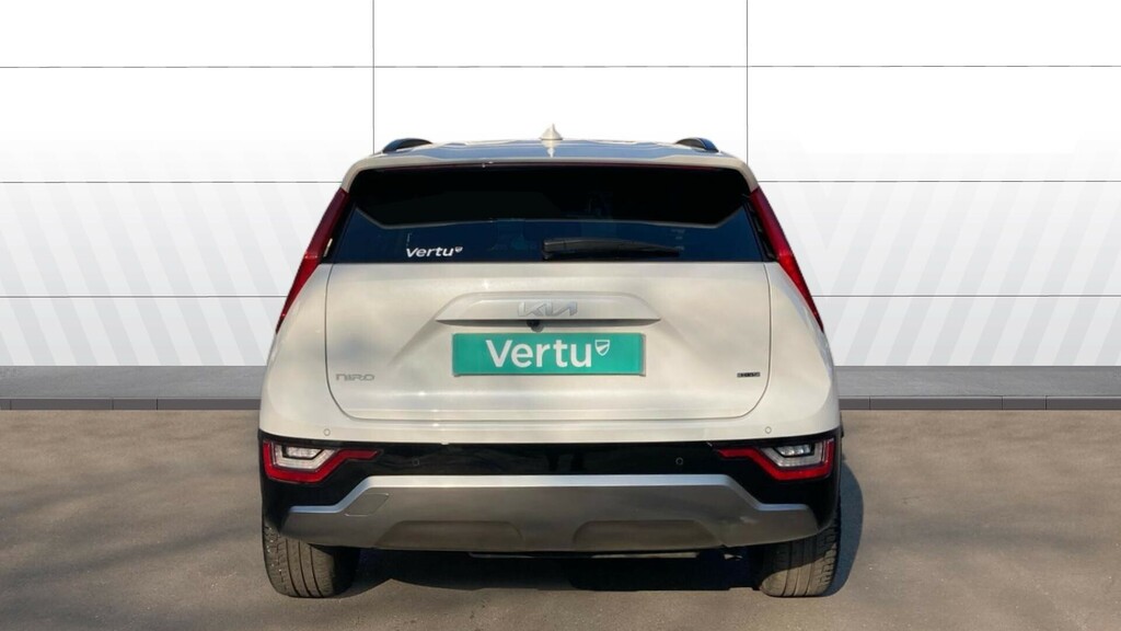Kia Niro 3 White #6