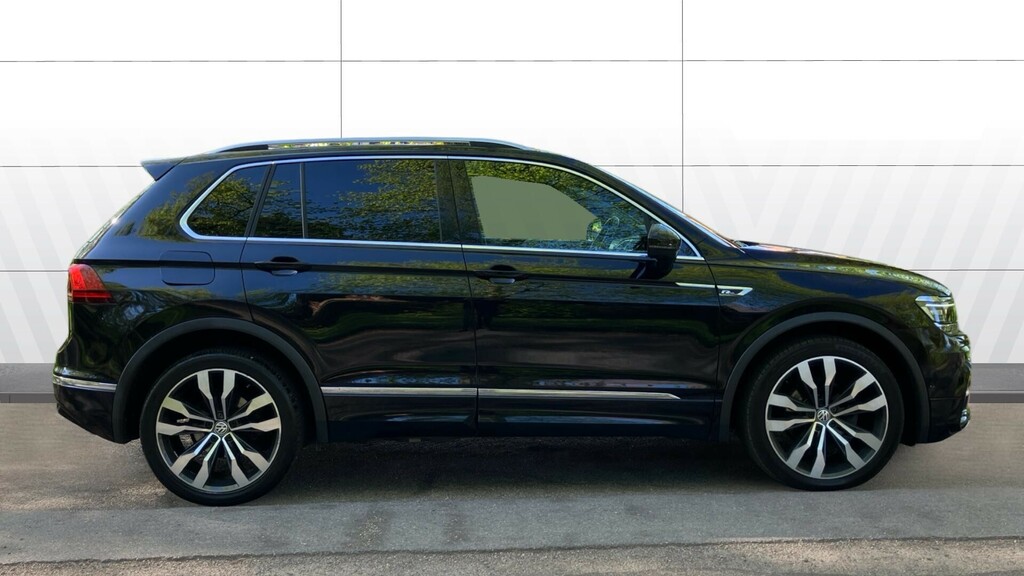 Volkswagen Tiguan R-line Tech YH20TWD Black #5