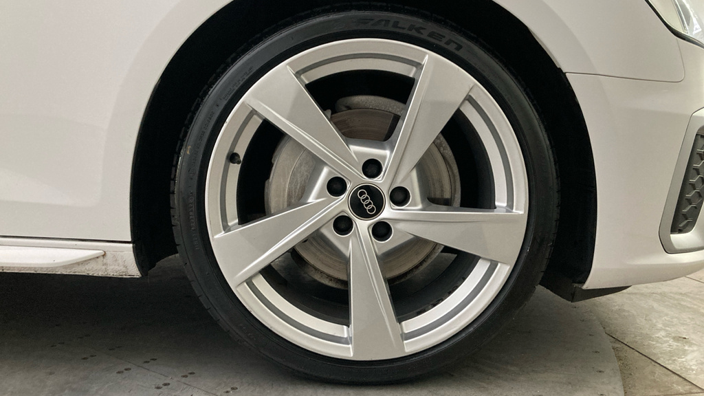 Audi A4 S Line GV24KEK White #5