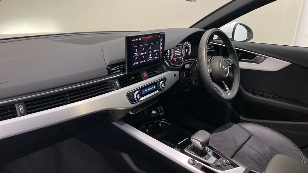 Audi A4 S Line GV24KEK White #2