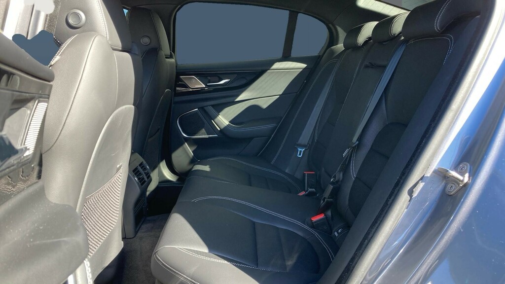 Jaguar XE R-dynamic Se Black SB73JJX Grey #4