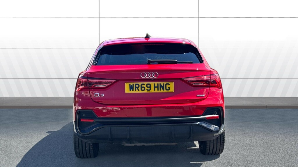 Audi Q3 Edition 1 WR69HNG Red #6