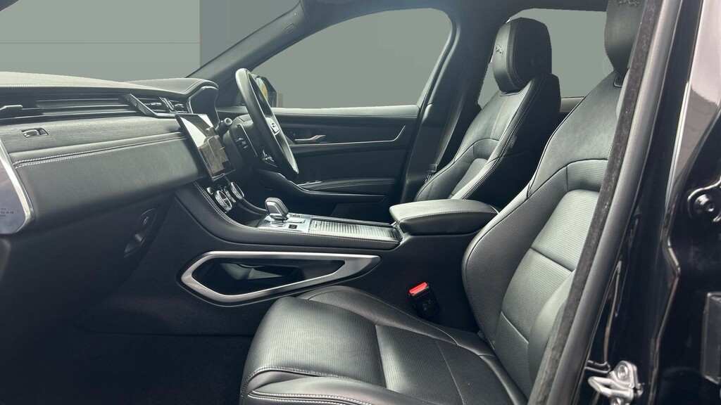 Jaguar F-Pace R-dynamic Se SL22NHH Black #3