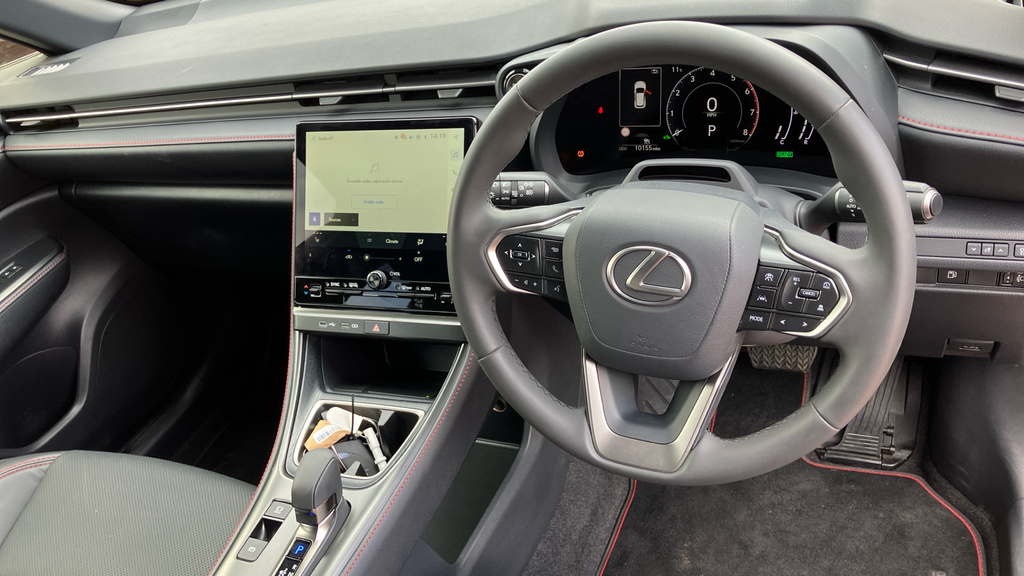 Lexus LBX Premium Black #6