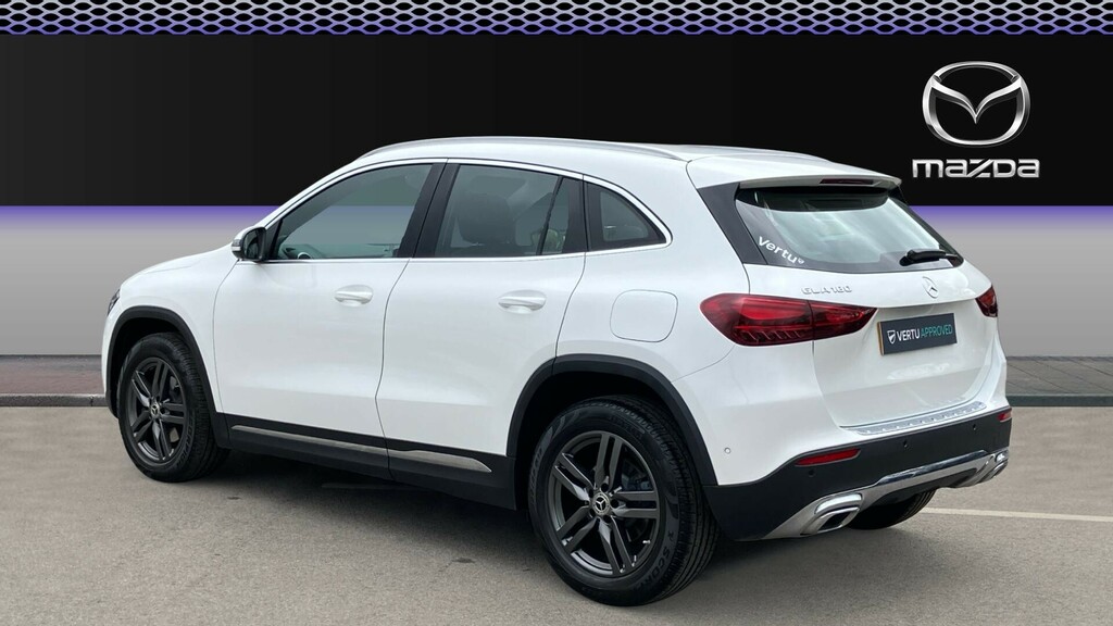 Mercedes-Benz GLA Class Sport Edition YE74LWF White #2