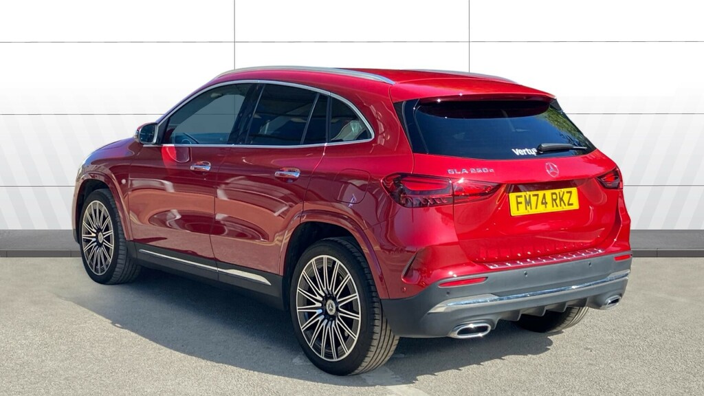 Mercedes-Benz GLA Class Amg Line FM74RKZ Red #2