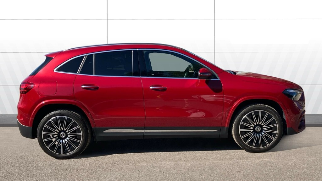 Mercedes-Benz GLA Class Amg Line FM74RKZ Red #5