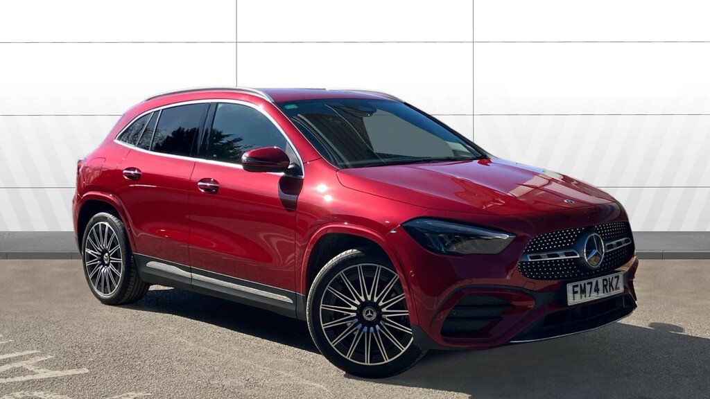 Mercedes-Benz GLA Class Amg Line Red