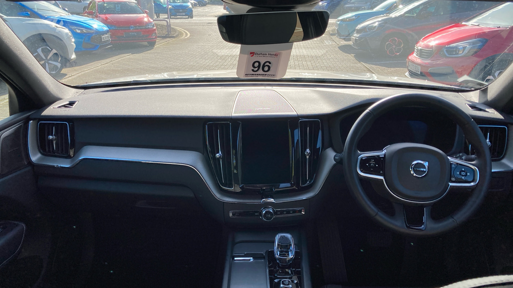 Volvo XC60 Plus Silver #4