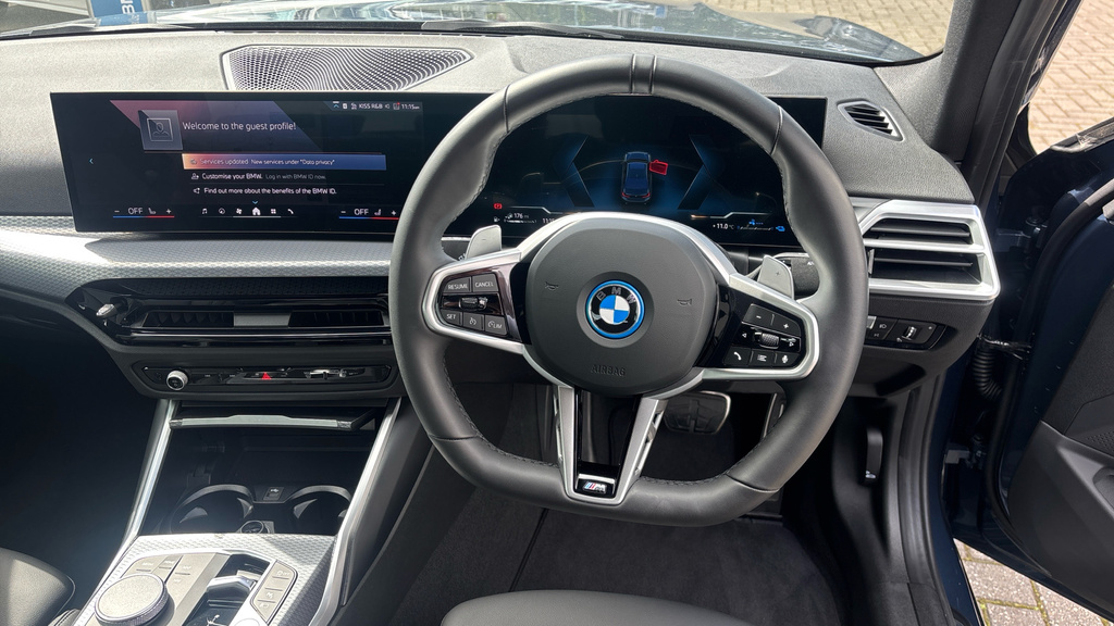 BMW 3 Series M Sport HN75AVK Blue #5