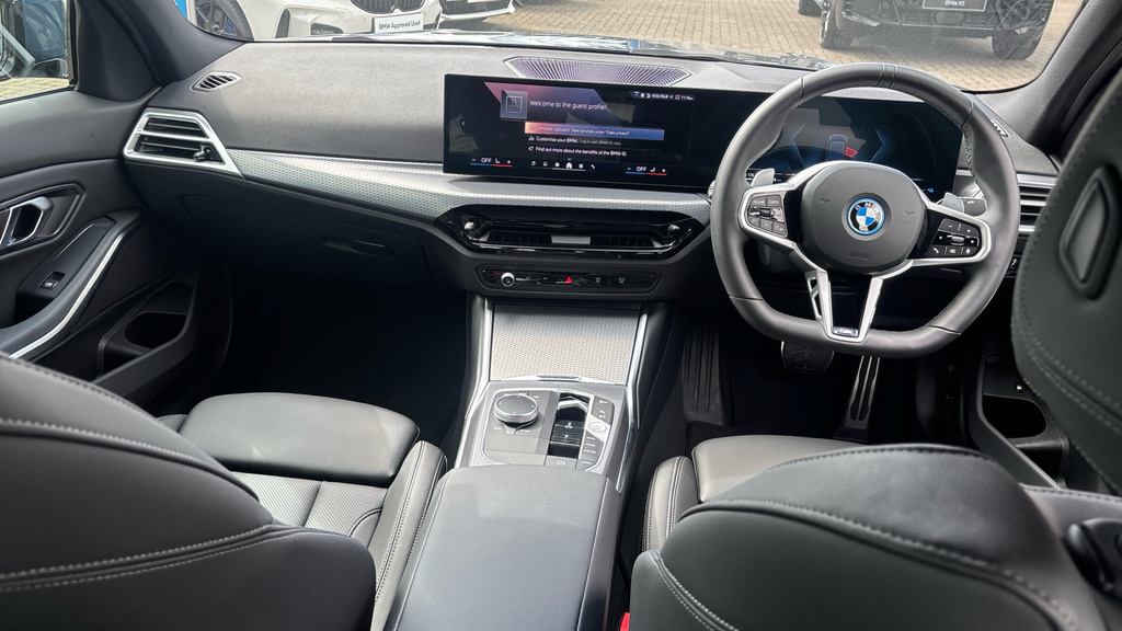 BMW 3 Series M Sport HN75AVK Blue #4