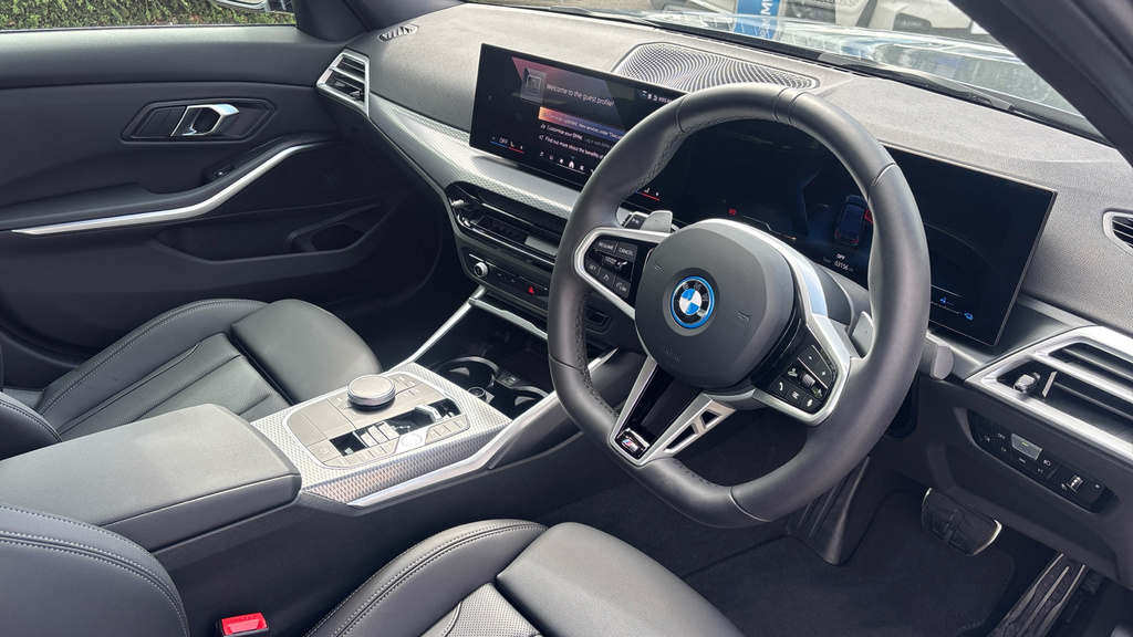 BMW 3 Series M Sport HN75AVK Blue #6