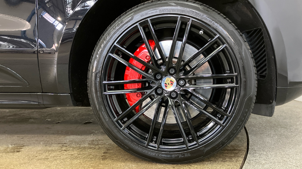 Porsche Macan Turbo BO69LEE Black #5