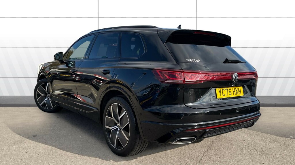 Volkswagen Touareg Black Edition YC75HXH Black #2