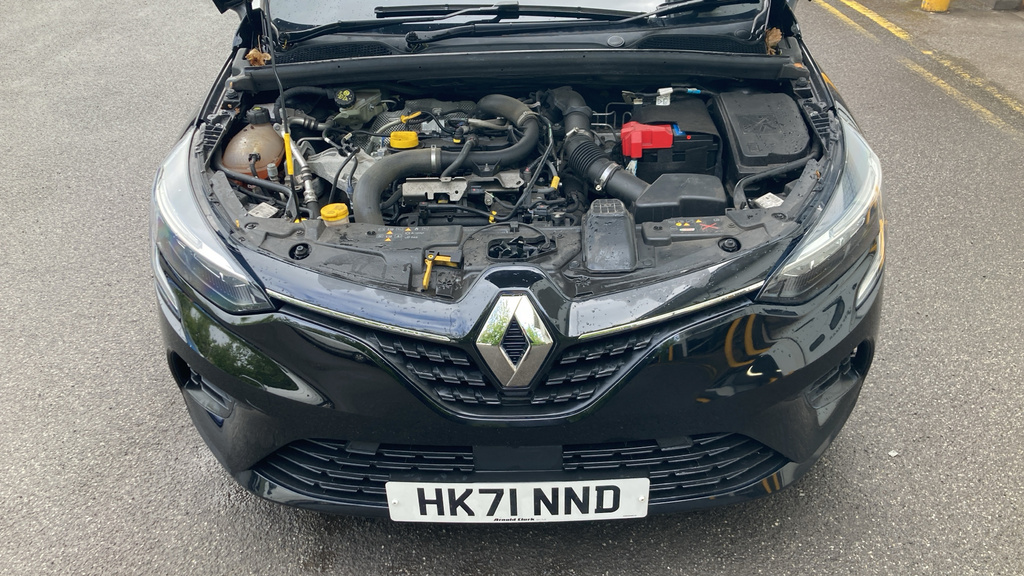 Renault Clio Iconic Black #6