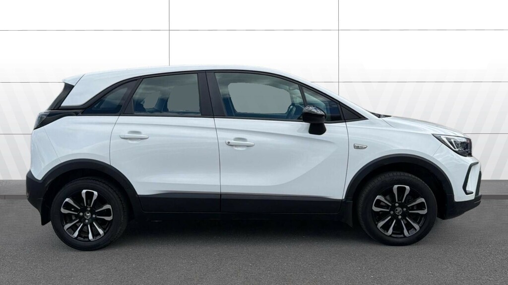 Vauxhall Crossland Design White #5