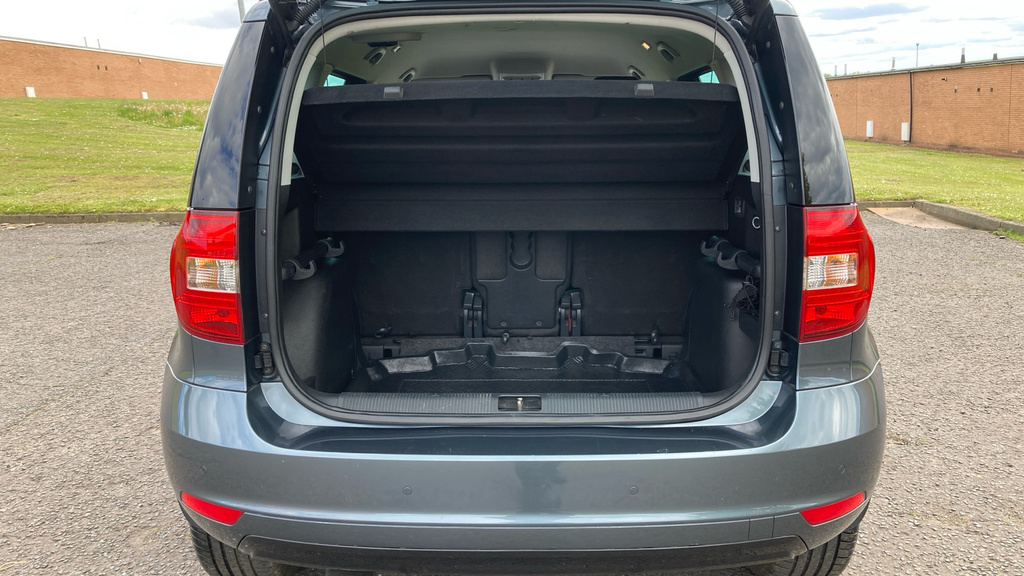 Skoda Yeti Monte Carlo OW66MJF Grey #4