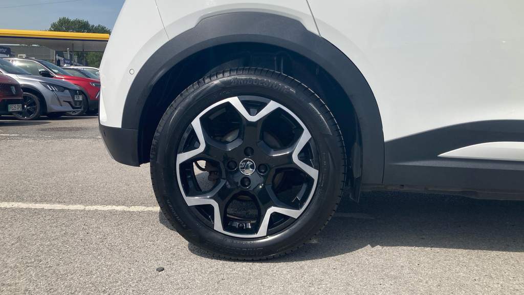 Vauxhall Mokka-e Ultimate FV23BXG White #6