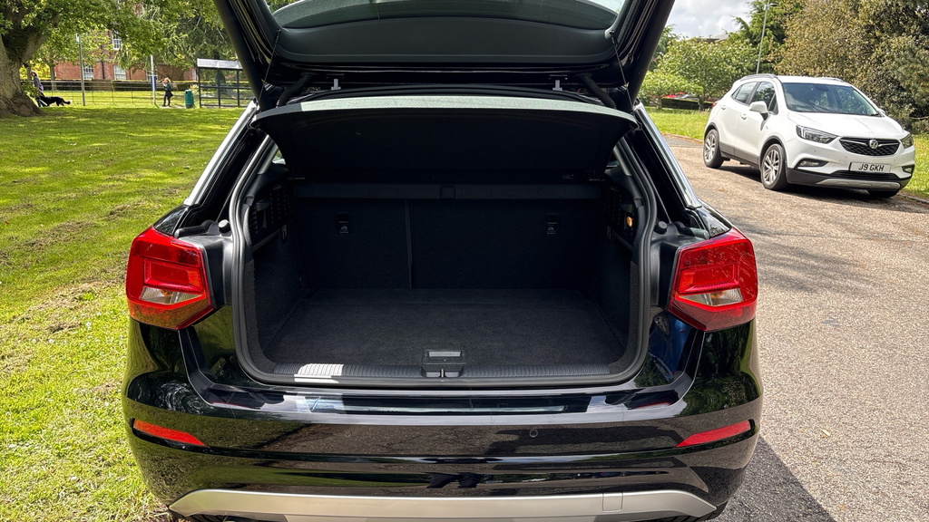 Audi Q2 Sport MV70YMY Black #4