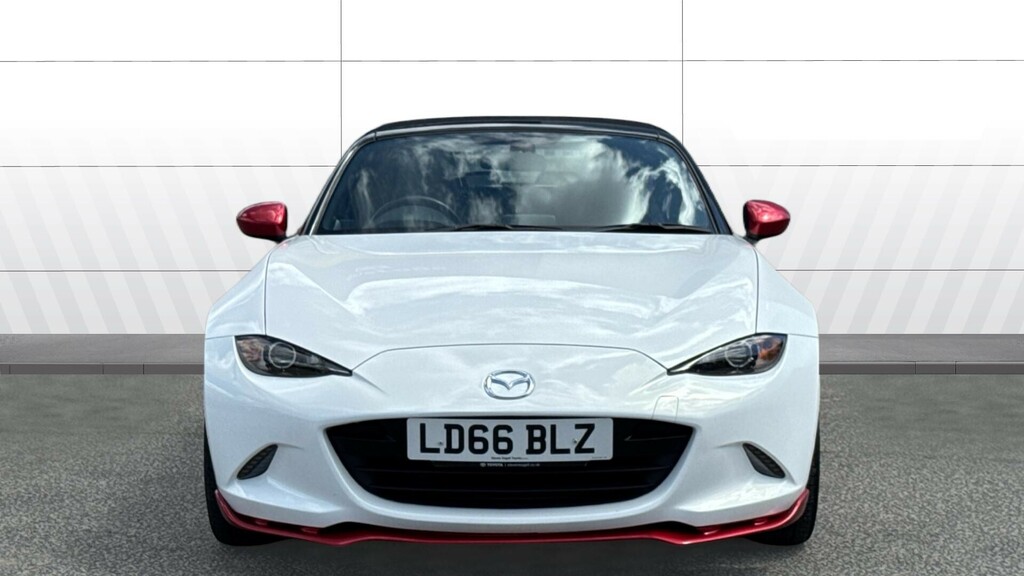 Mazda MX-5 Icon White #3