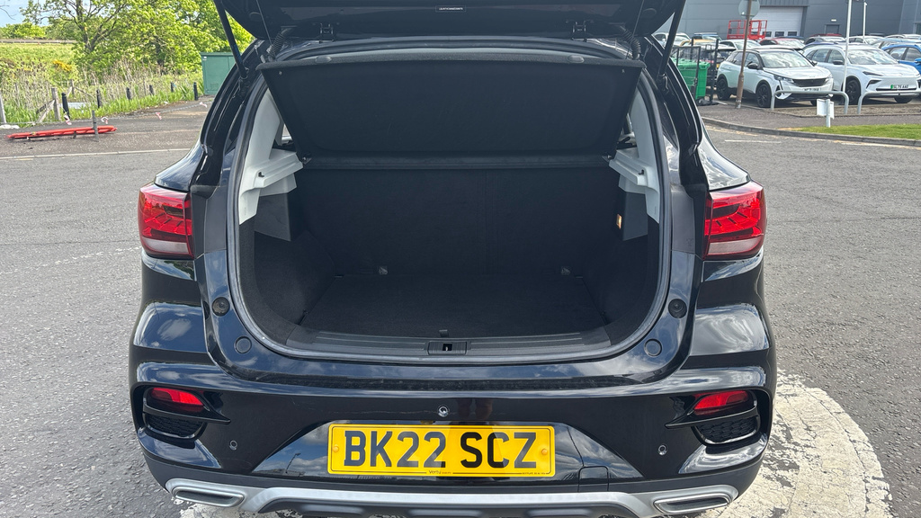 MG ZS Exclusive Black #4