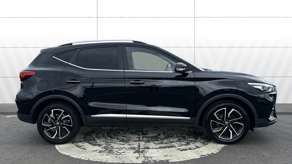 MG ZS Exclusive Black #5