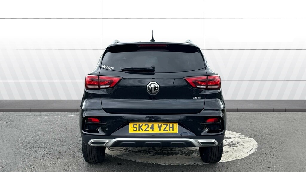 MG ZS Exclusive Black #6