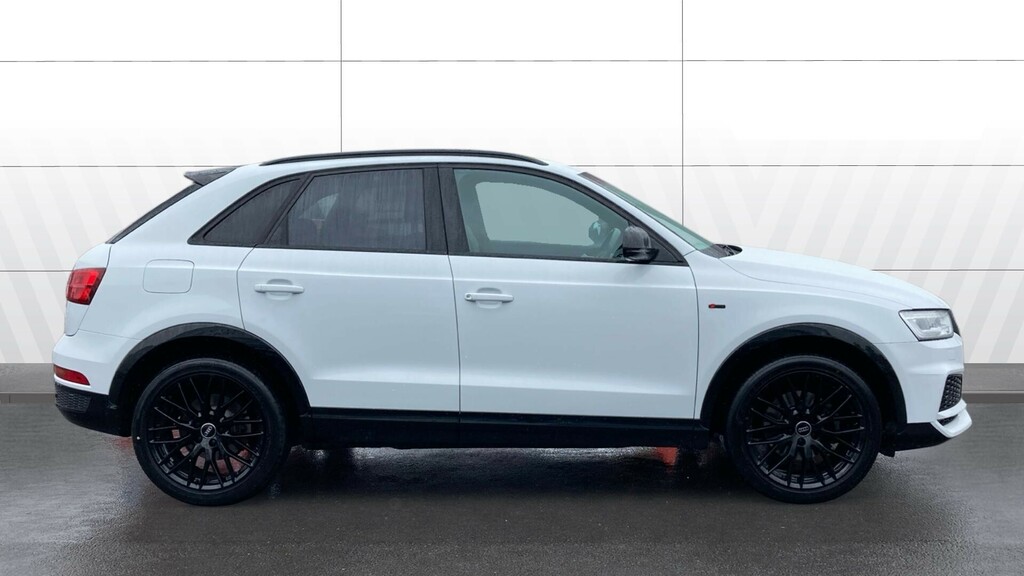 Audi Q3 Black Edition GP18EZM White #5