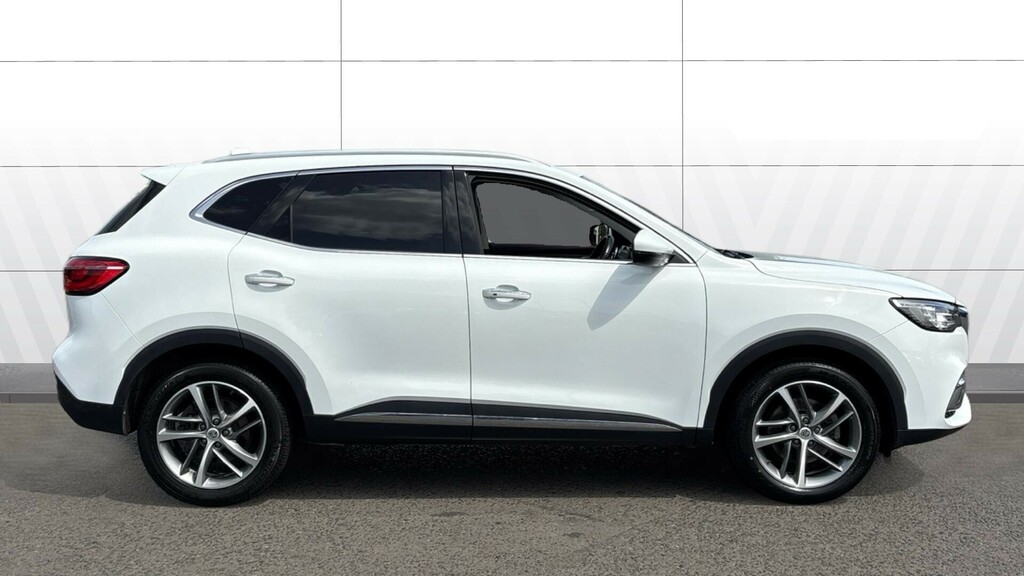 MG HS Exclusive White #5