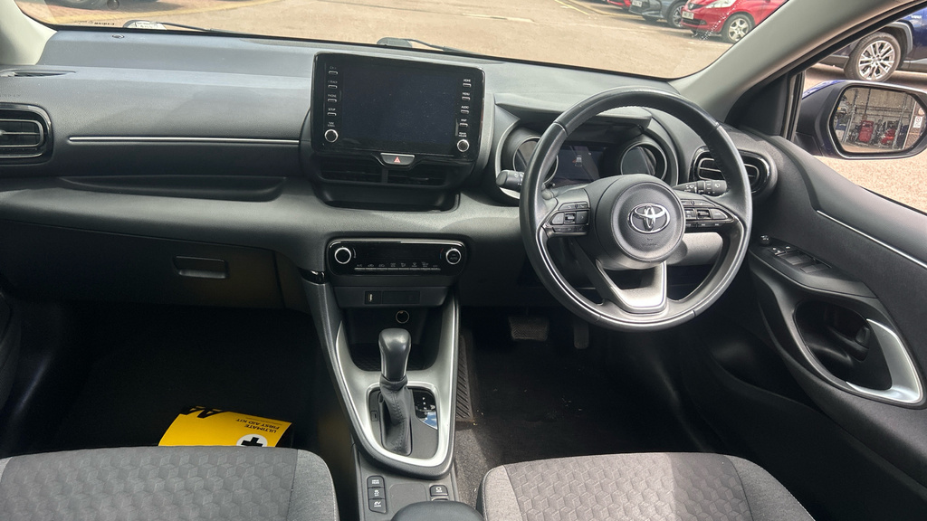 Toyota Yaris Design VU72JBE Blue #6