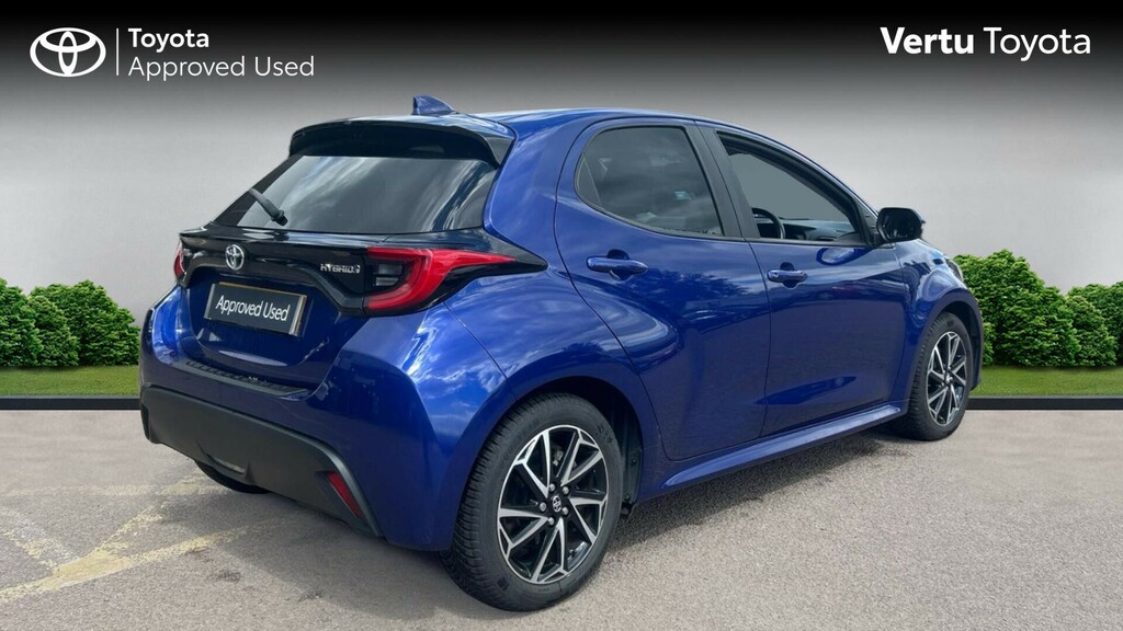 Toyota Yaris Design VU72JBE Blue #2