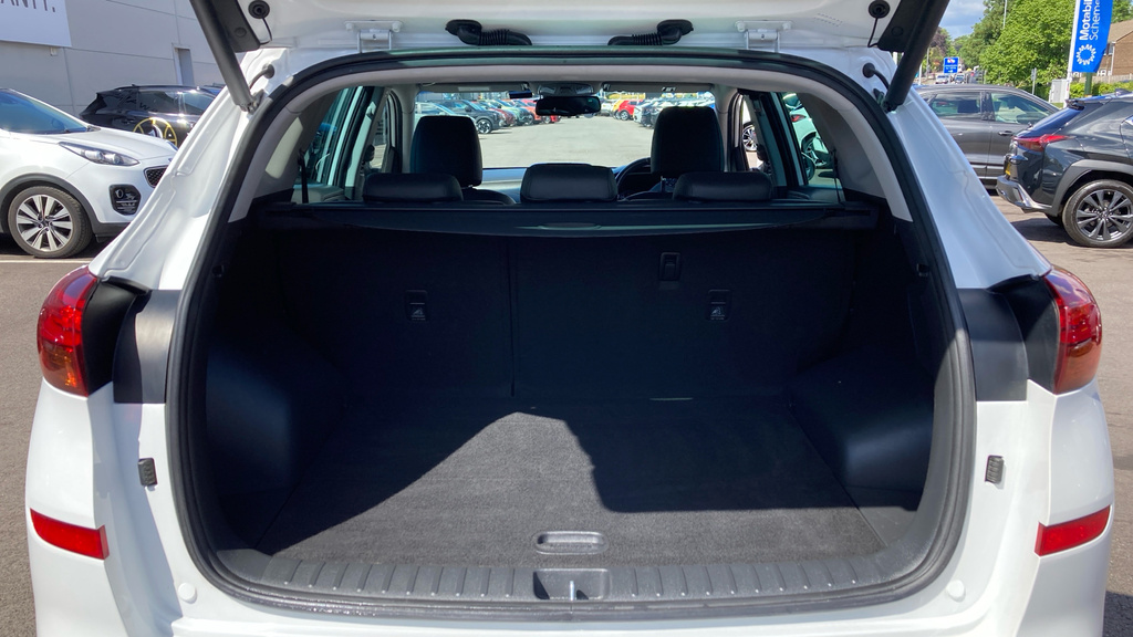 Hyundai Tucson Premium Se BK19UKO White #4