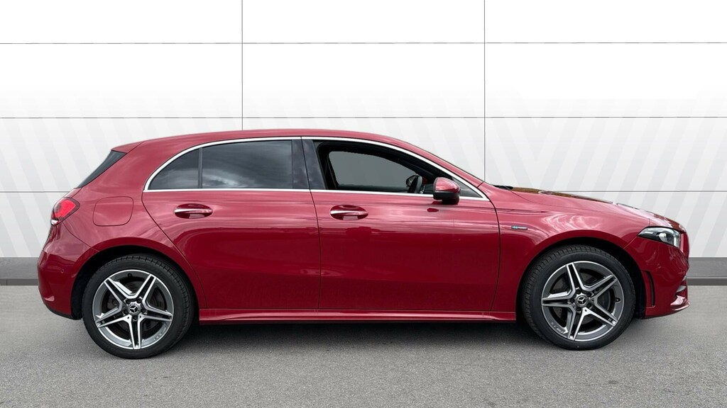 Mercedes-Benz A Class Amg Line HV20ZKR Red #5