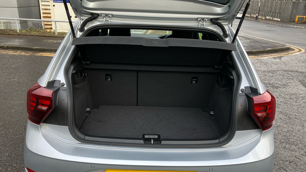 Volkswagen Polo R-line HSZ7540 Silver #4