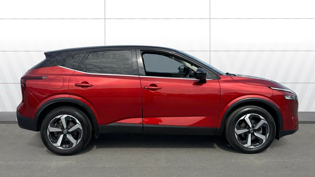 Nissan Qashqai N-connecta FG22LUP Red #5
