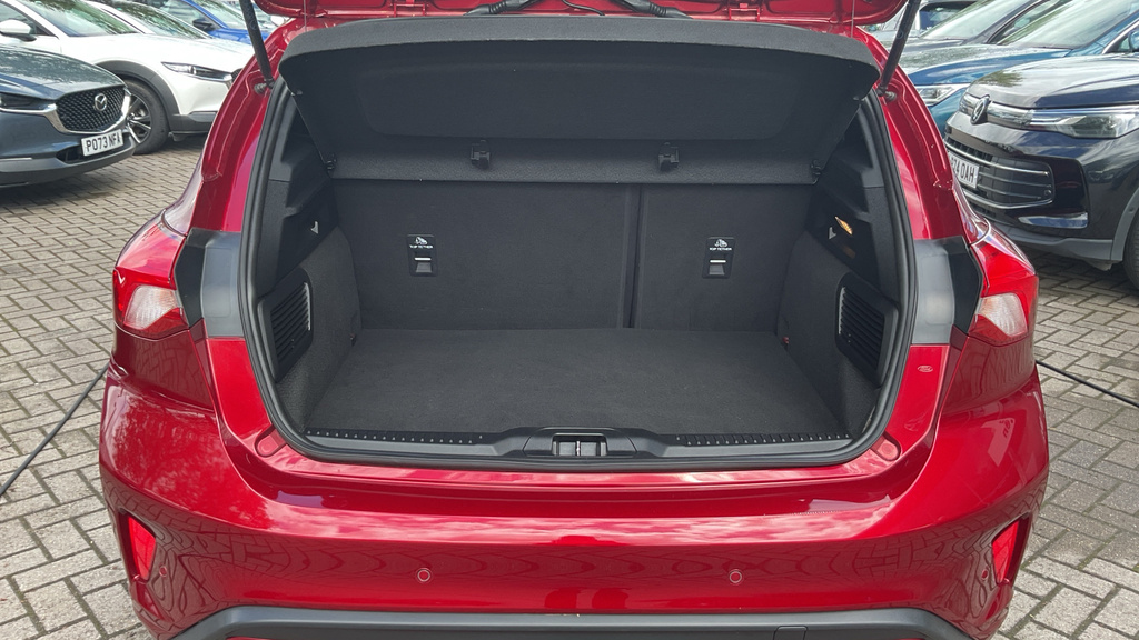 Ford Focus St Red #4