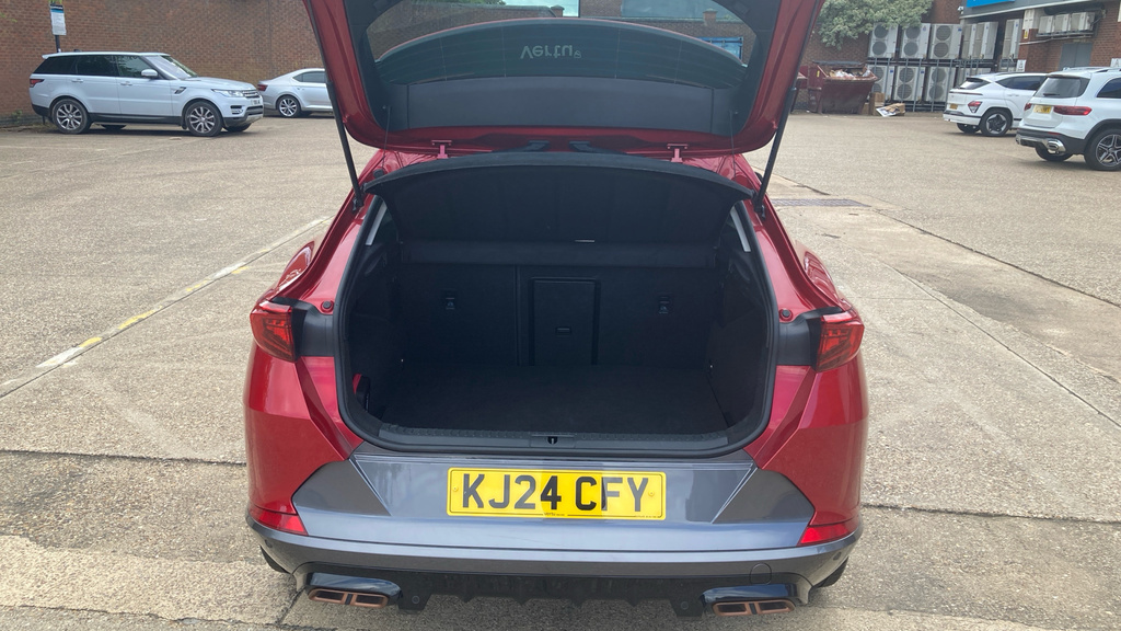 Cupra Formentor V1 KJ24CFY Red #4
