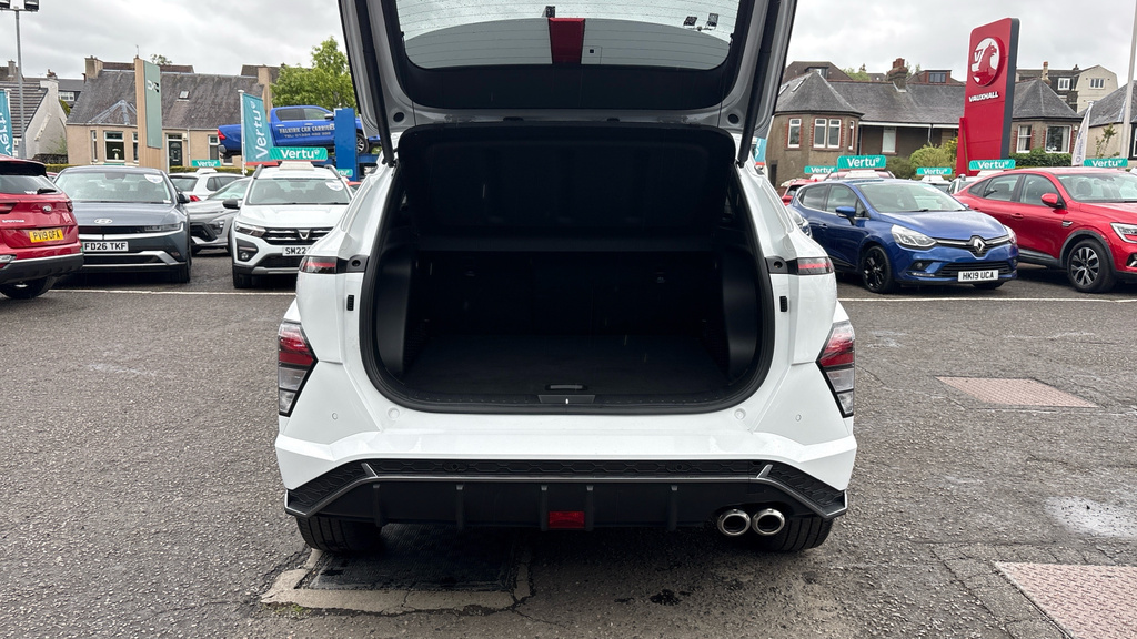 Hyundai Kona N Line ET25HWC White #3