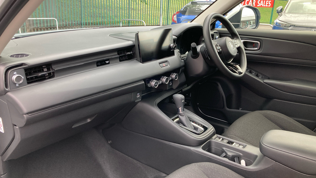 Honda Hr-V Elegance FJ72ZDT White #2