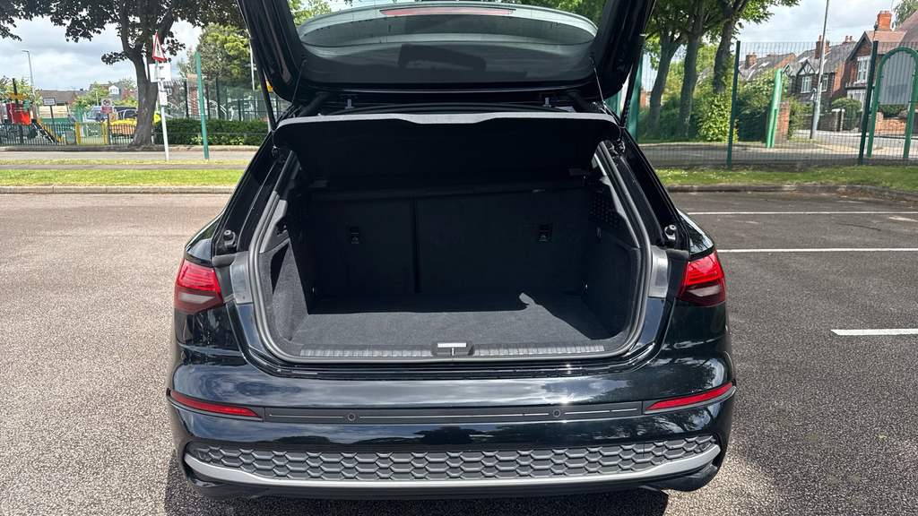 Audi A3 Sport FD74CHL Black #4