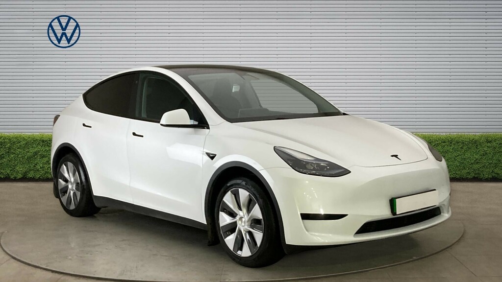 Tesla Model Y Hatchback White