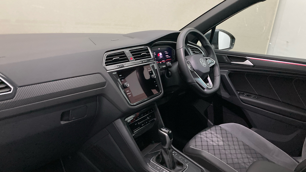 Volkswagen Tiguan R-line Edition VU24KXG Grey #2