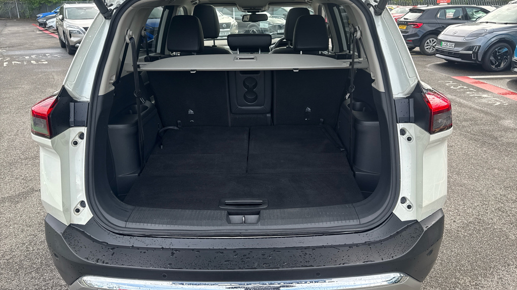 Nissan X-Trail Tekna YS72ZFW White #4