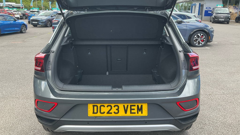 Volkswagen T-Roc Life DC23VEM Grey #4