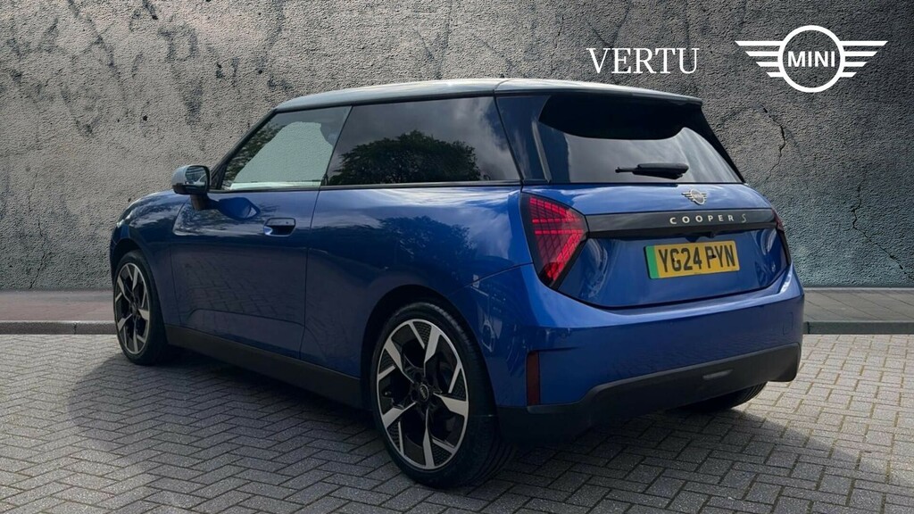 Mini Hatch Se Exclusive YG24PYN Blue #2