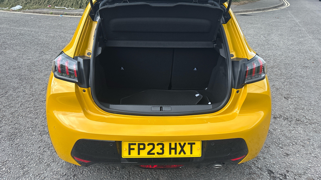 Peugeot 208 Gt Yellow #4